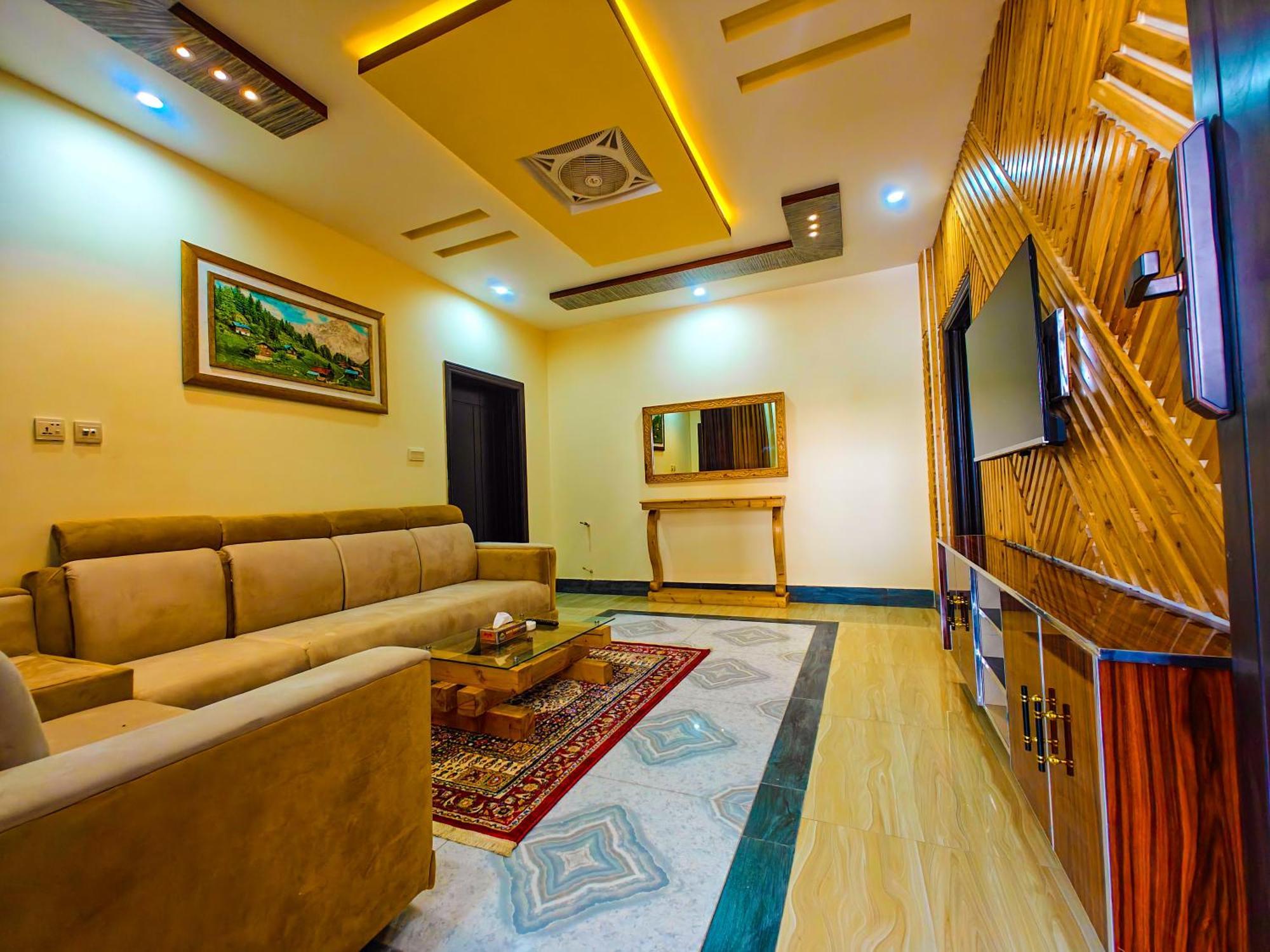 White Forest Hotel Kalam Exterior photo